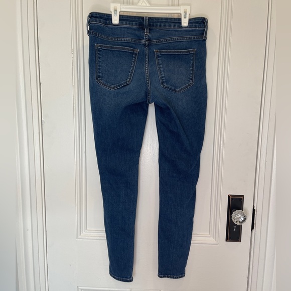 Universal Threadless Denim Jeggings - Picture 2 of 5